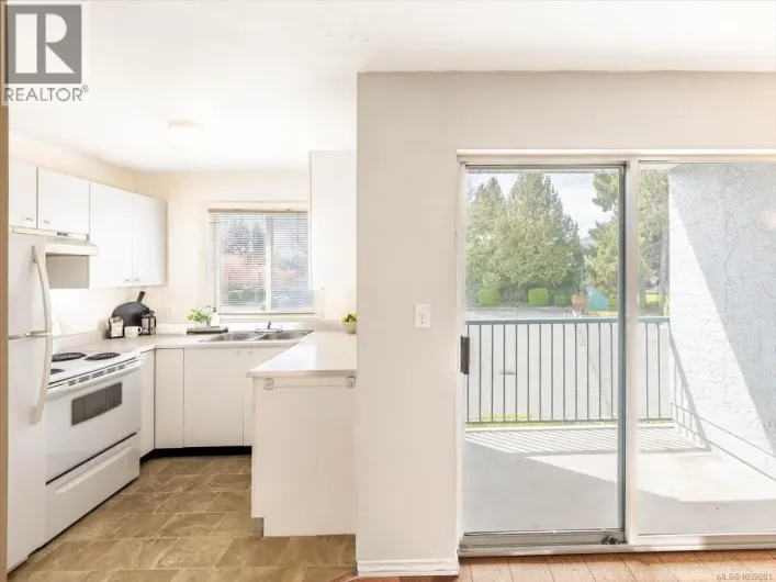 201 1050 Braidwood Rd, Courtenay