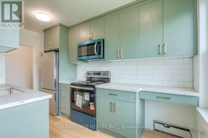 201 - 111 CRAYDON ROAD, Whitby