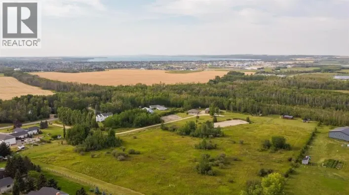 201, 1236 Township Road 384, Rural Red Deer County