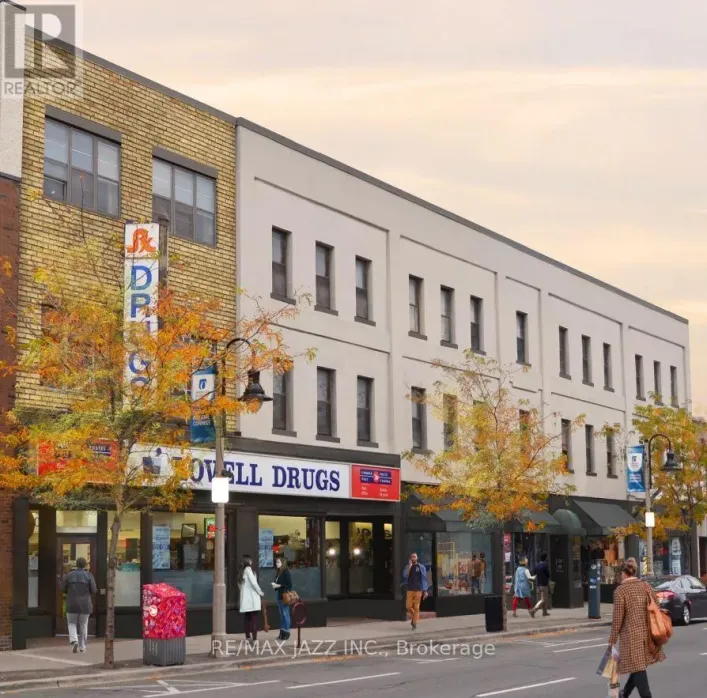 201 - 14 1/2 KING STREET E, Oshawa