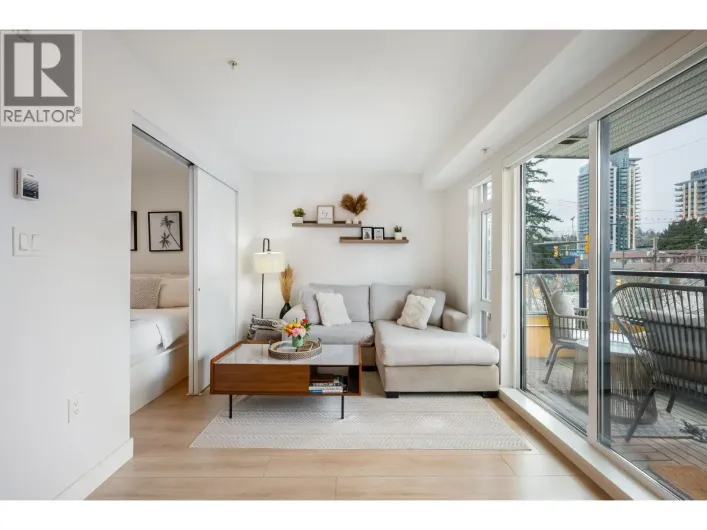201 1519 CROWN STREET, North Vancouver