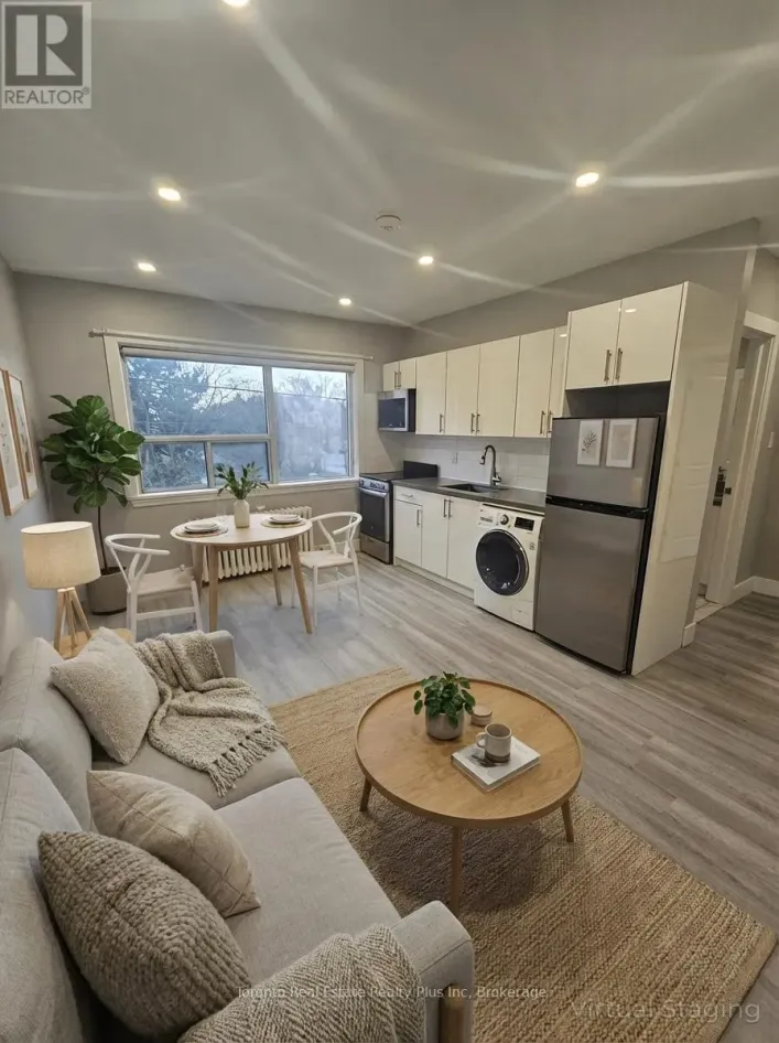 201 - 1566 AVENUE ROAD, Toronto