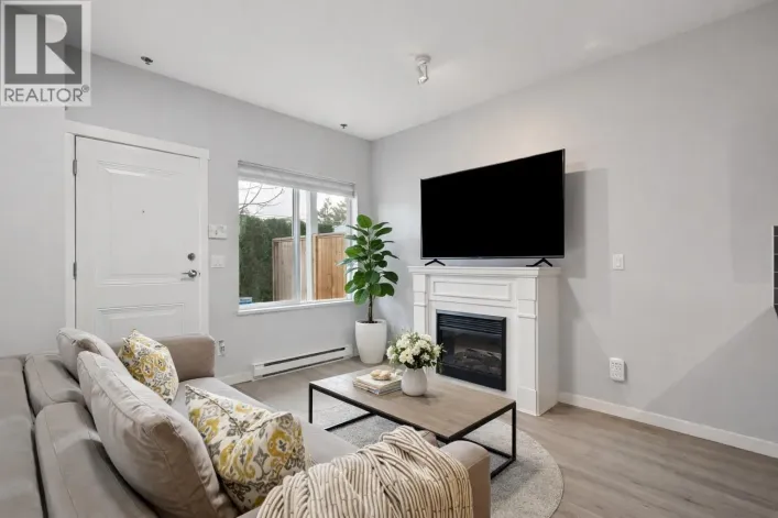 201 1661 FRASER AVENUE, Port Coquitlam