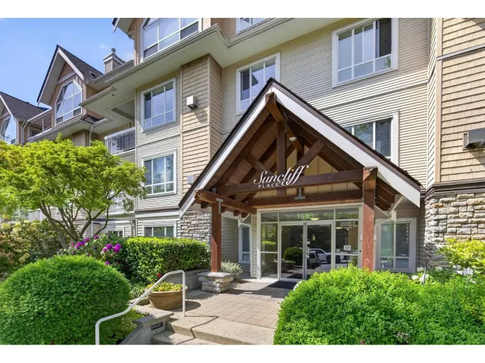 201 1685 152A STREET, Surrey