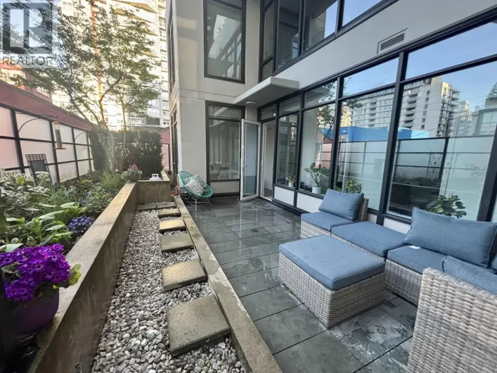 201 1788 ONTARIO STREET, Vancouver