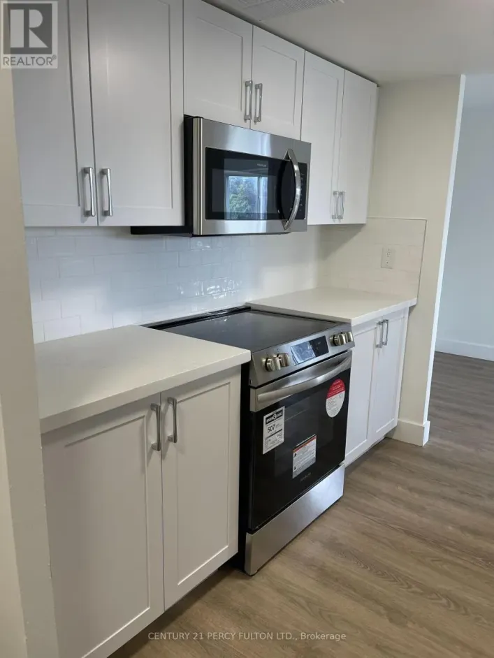 201 - 19 REGENCY CRESCENT, Whitby