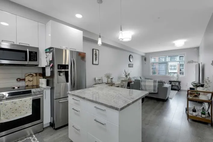 201 19940 BRYDON CRESCENT, Langley