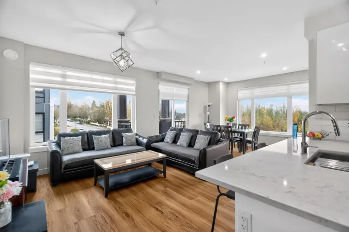 201 20081 68 AVENUE, Langley