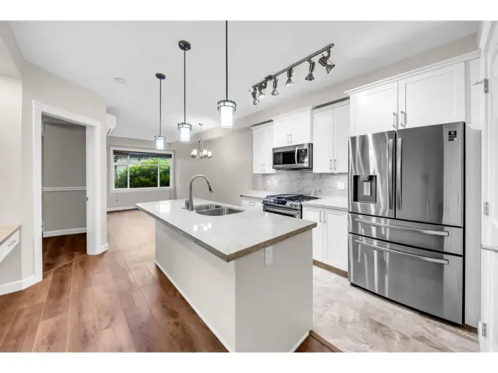 201 20328 86 AVENUE, Langley