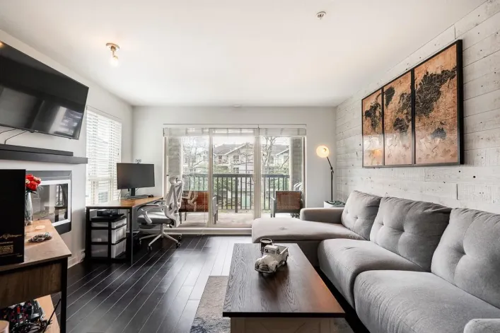 201 21009 56 AVENUE, Langley