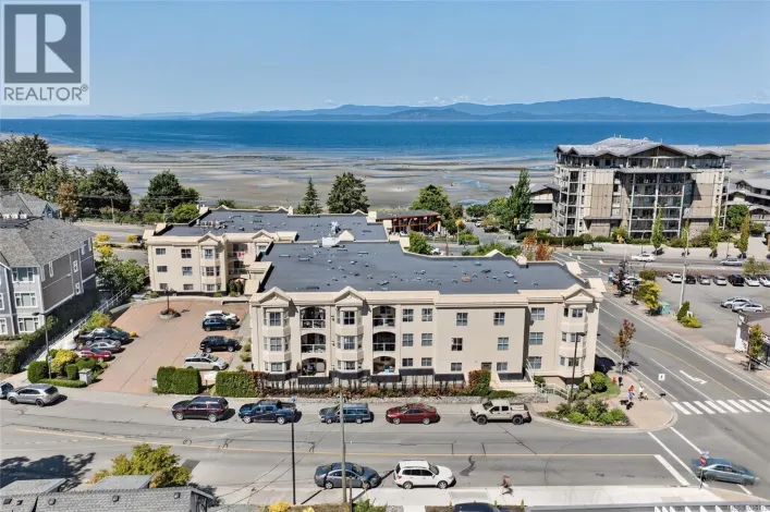 201 220 Island Hwy W, Parksville