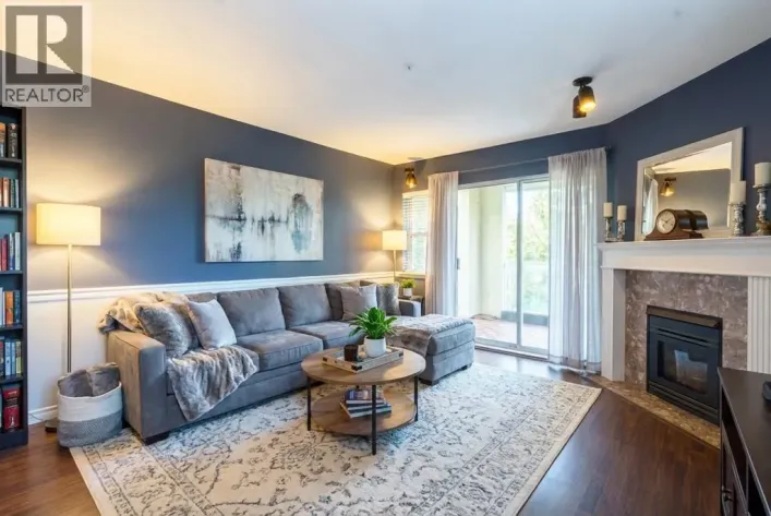 201 22722 LOUGHEED HIGHWAY, Maple Ridge