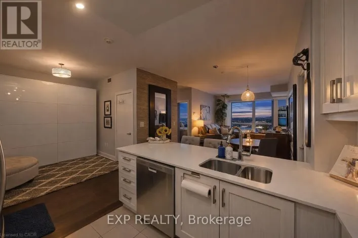 201 - 2470 PRINCE MICHAEL DRIVE, Oakville