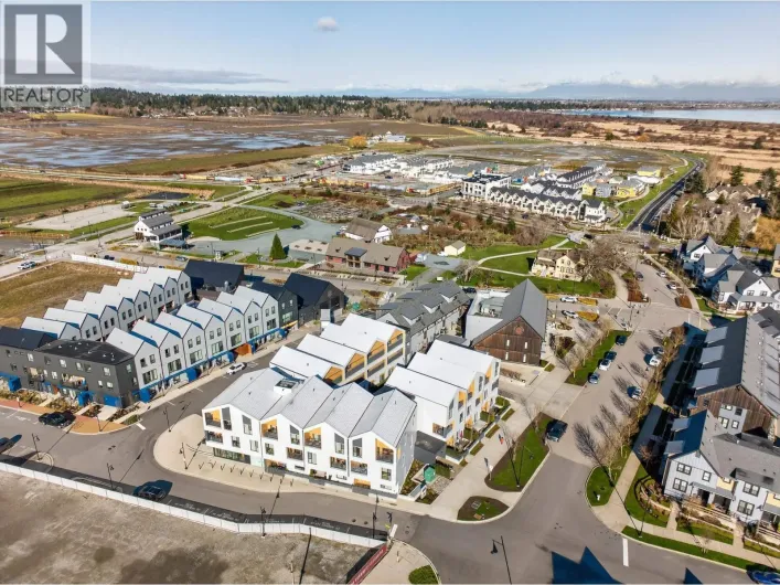 201 251 BOUNDARY BAY ROAD, Delta