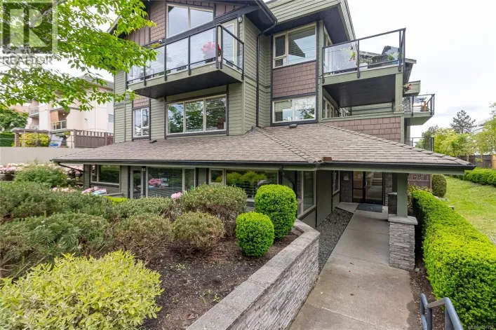 201 257 Moilliet St S, Parksville