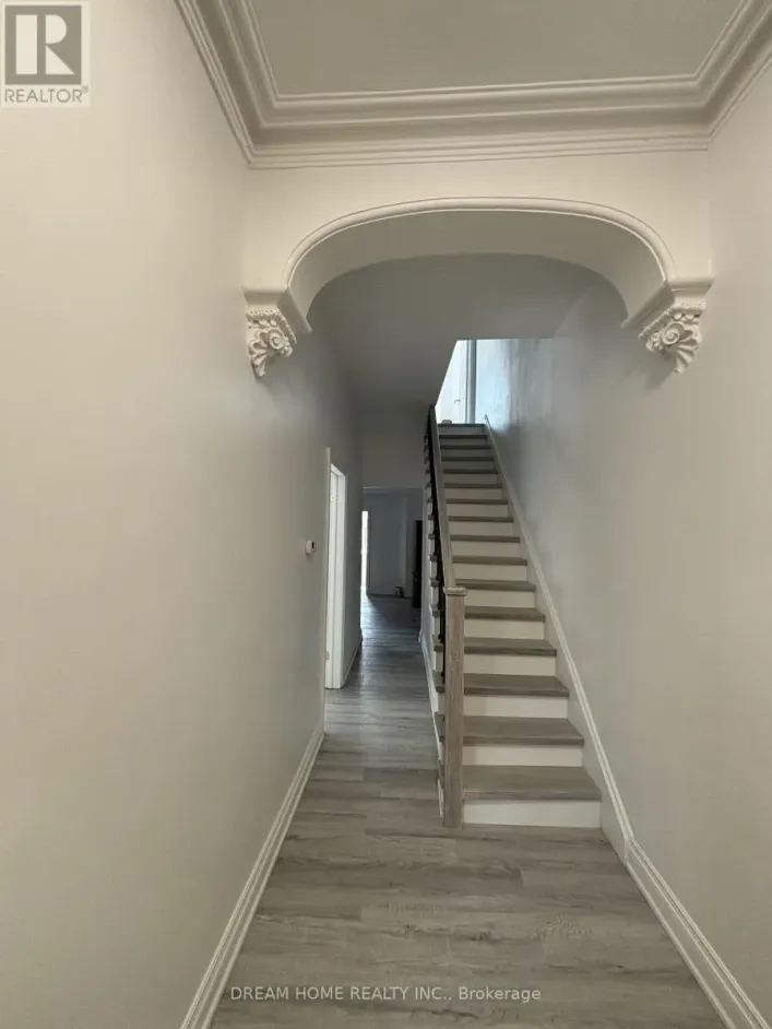 201 - 262 CLINTON STREET, Toronto