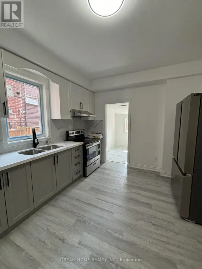 201 - 262 CLINTON STREET, Toronto