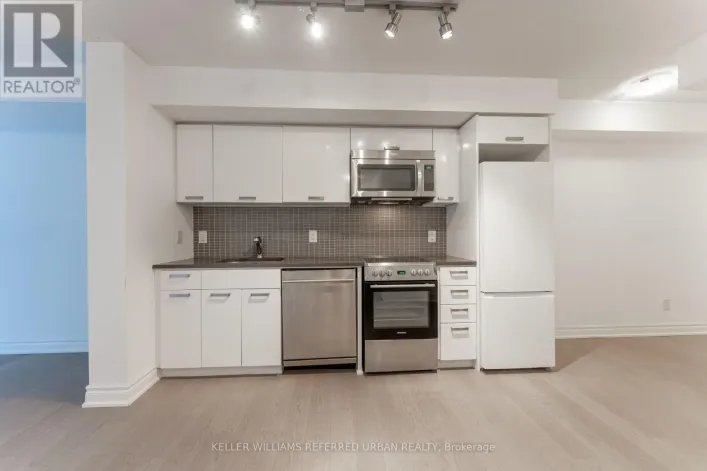 201 - 295 ADELAIDE STREET W, Toronto