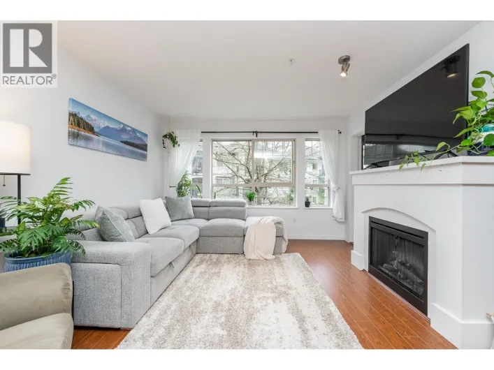 201 2951 SILVER SPRINGS BOULEVARD, Coquitlam