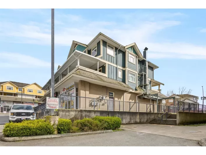 201 30519 BLUERIDGE DRIVE, Abbotsford