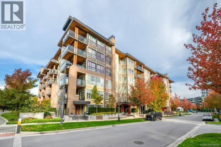 201 3462 ROSS DRIVE, Vancouver