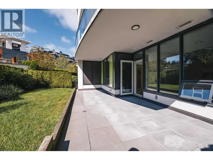 201 3533 ROSS DRIVE, Vancouver