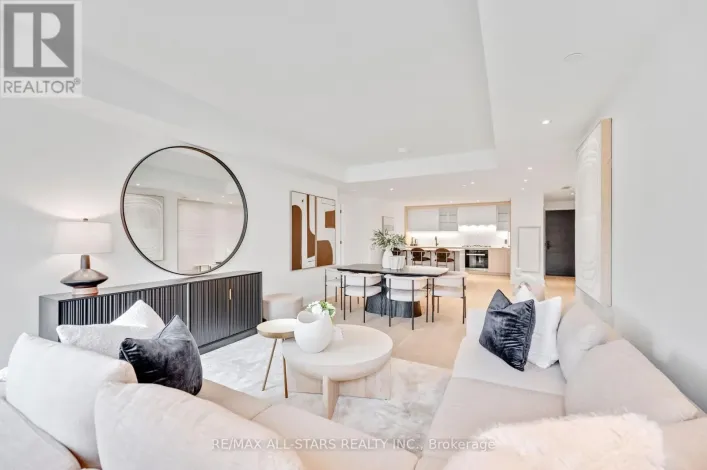 201 - 355 BEDFORD PARK AVENUE, Toronto