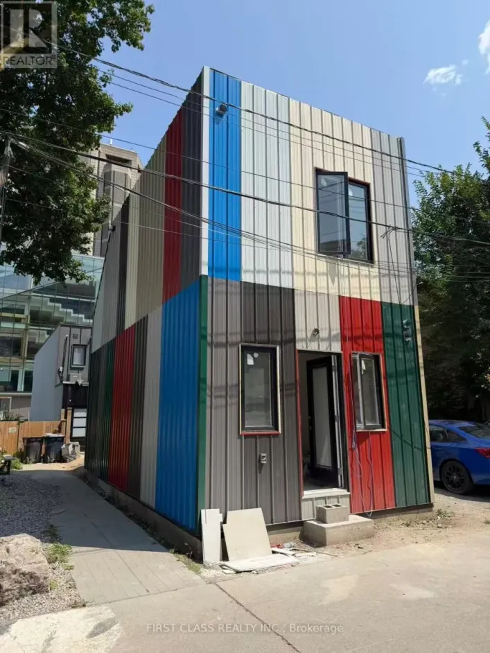 201 - 356 HURON STREET, Toronto