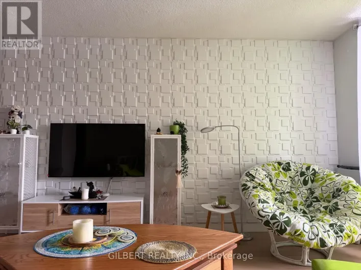 201 - 362 THE EAST MALL, Toronto