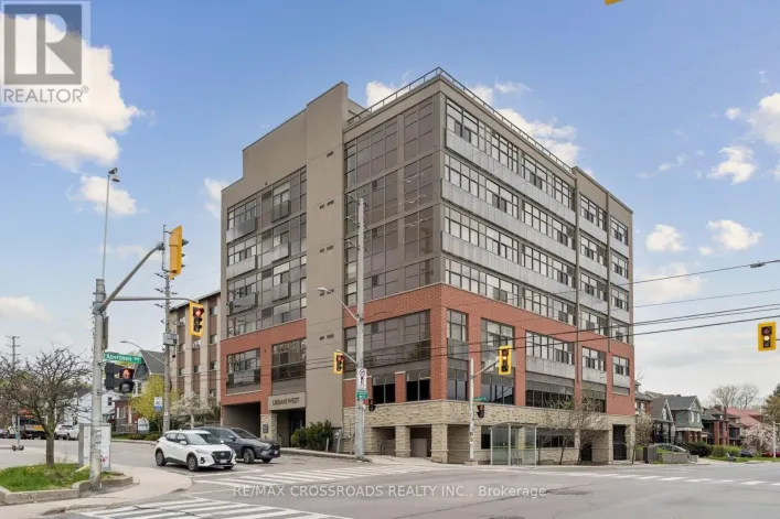 201 - 427 ABERDEEN AVENUE, Hamilton