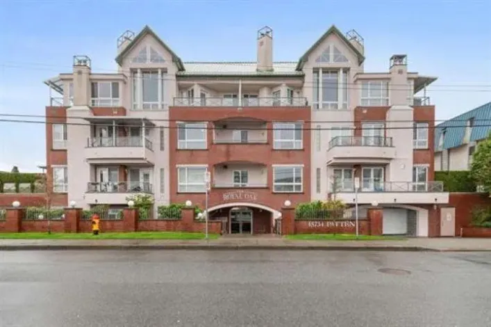 201 45734 PATTEN AVENUE|Chilliwack Downtown, Chilliwack