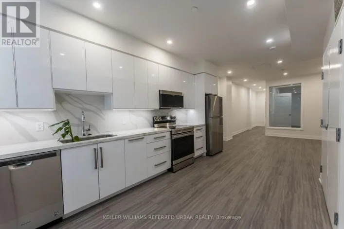 201 - 475 QUEEN STREET W, Toronto