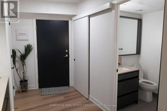 #201 - 5 LAKEVIEW AVENUE, Toronto