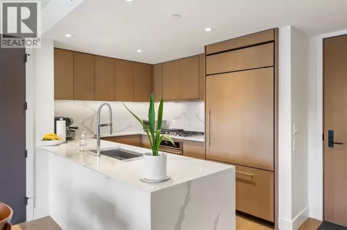 201 5089 QUEBEC STREET, Vancouver