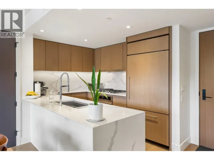 201 5089 QUEBEC STREET, Vancouver