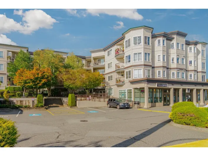 201 5765 GLOVER ROAD, Langley