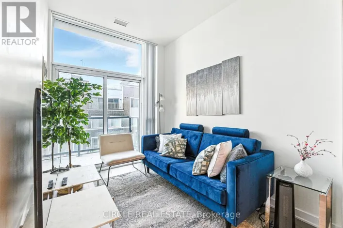 201 - 60 HONEYCRISP CRESCENT, Vaughan