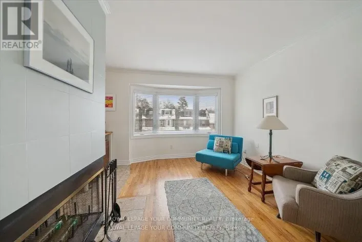 201 - 60 KIPPENDAVIE AVENUE, Toronto