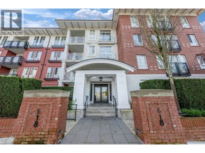 201 618 COMO LAKE AVENUE, Coquitlam