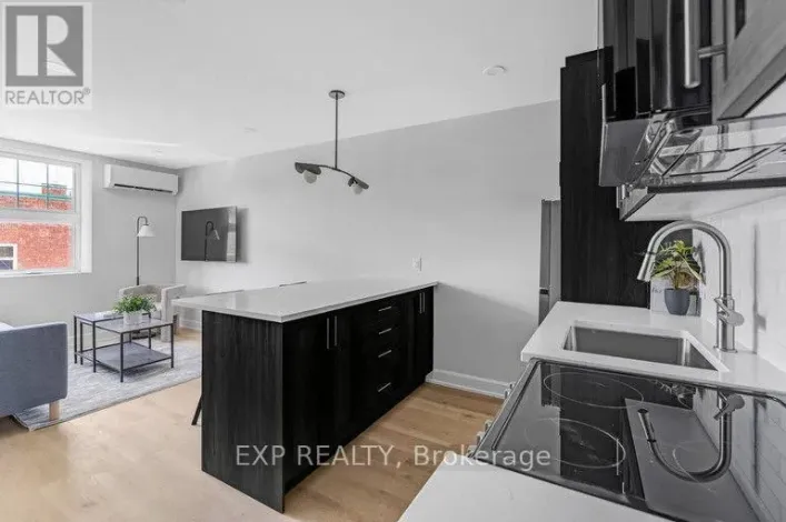 201 - 658 SOMERSET STREET W, Ottawa