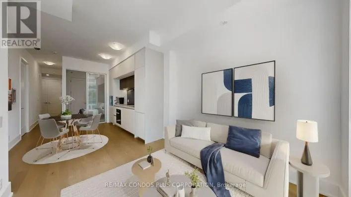 201 - 800 BROADVIEW AVENUE, Toronto