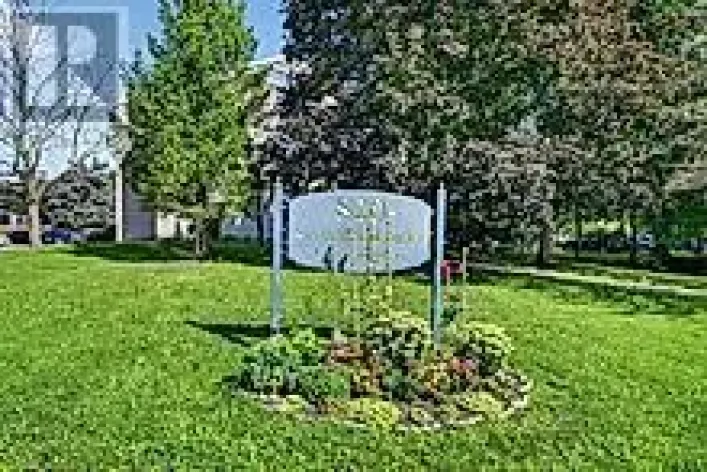 201 - 820 LAURIER BOULEVARD N, Brockville