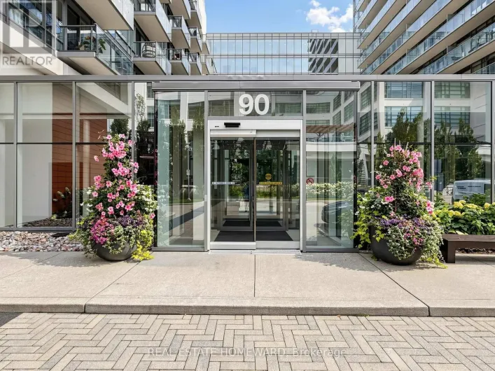 201 - 90 STADIUM ROAD, Toronto