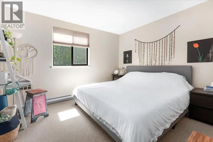 201 9146 SATURNA DRIVE, Burnaby