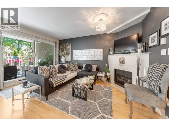 201 985 10TH AVENUE, Vancouver