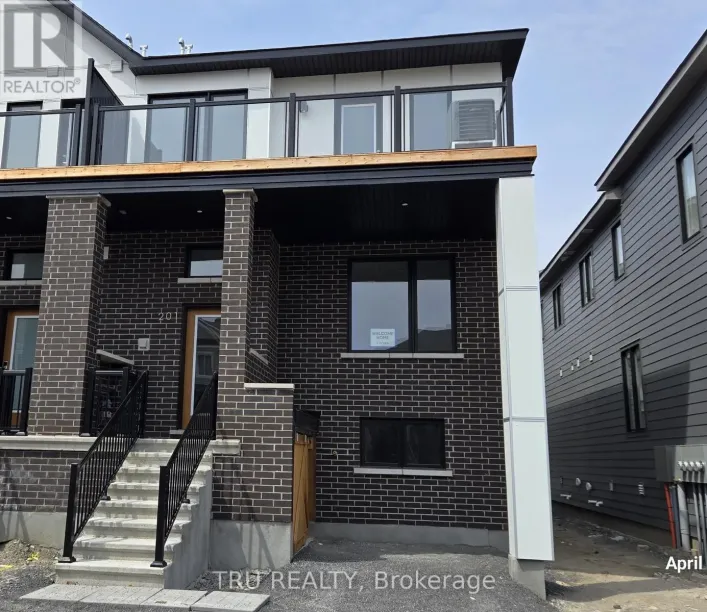 201 BEEBALM CRESCENT, Ottawa