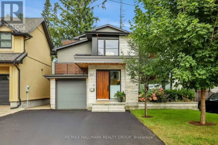 201 FARADAY STREET, Ottawa