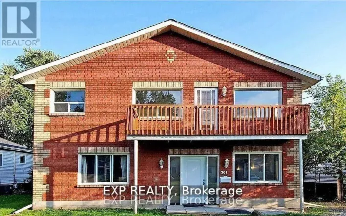 201 GARDEN AVENUE, Georgina