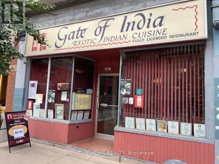 201 JAMES STREET N, Hamilton