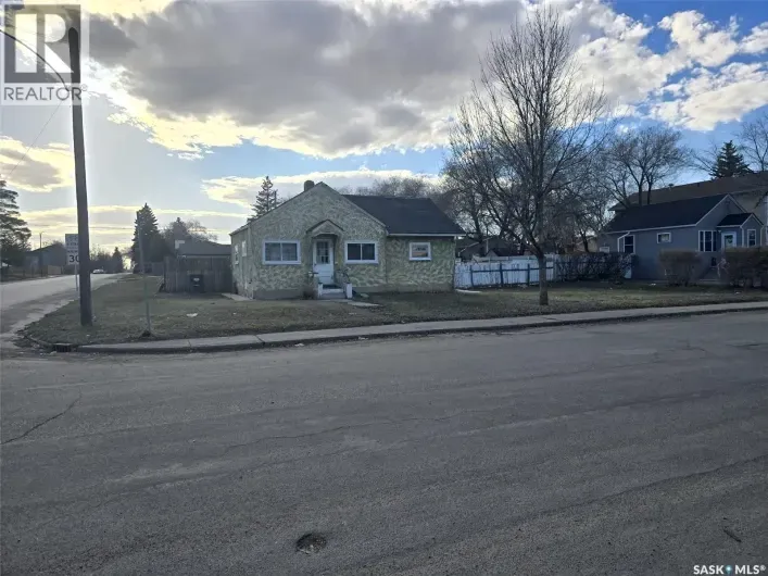 House for sale: 201 R AVENUE N, Saskatoon